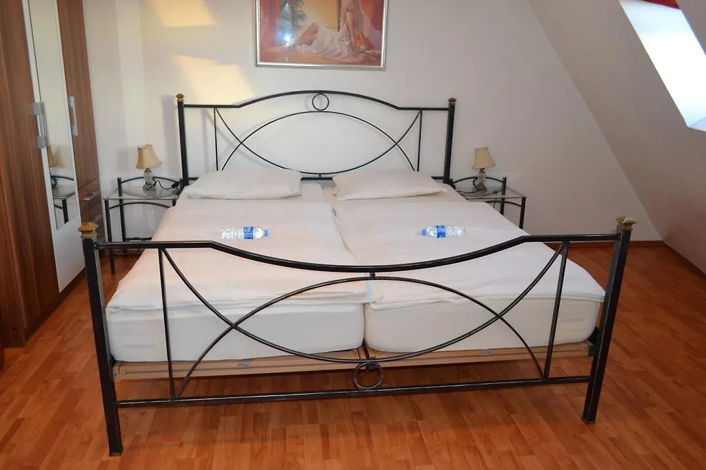 Kölnotel Hostel, Apart&Suite-1